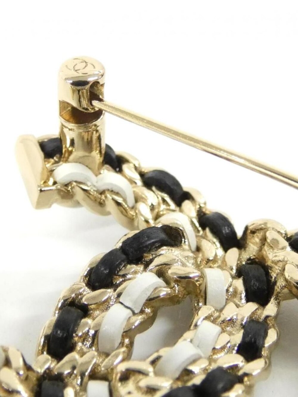 Chanel Brooch Gold - Picture 3 of 3